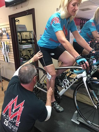 Bicycle Store «M & M Cyclery», reviews and photos, 734 Butterfield Rd, Mundelein, IL 60060, USA