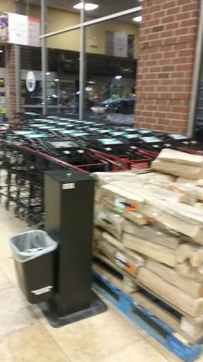 Supermarket «Giant Eagle Supermarket», reviews and photos, 3841 S Hamilton Rd, Groveport, OH 43125, USA