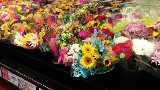 Shopping Mall «Beards Hill Plaza Shopping Center», reviews and photos, 949 Beards Hill Rd, Aberdeen, MD 21001, USA