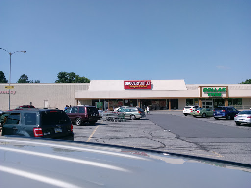 Grocery Store «Grocery Outlet Bargain Market», reviews and photos, 3 Parkside Ave, Shillington, PA 19607, USA
