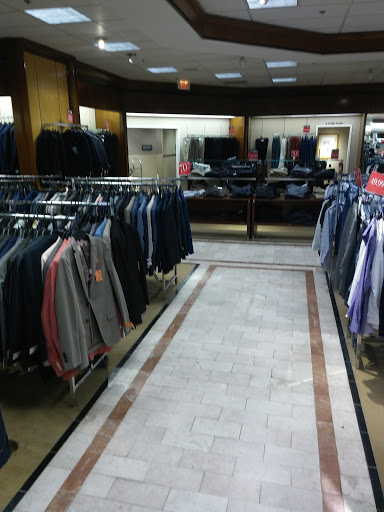 Department Store «Lord & Taylor», reviews and photos, 250 Granite St, Braintree, MA 02184, USA