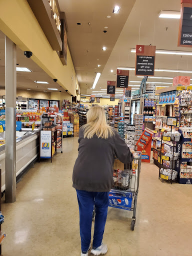 Grocery Store «Safeway», reviews and photos, 1755 Pacific Hwy W, Junction City, OR 97448, USA