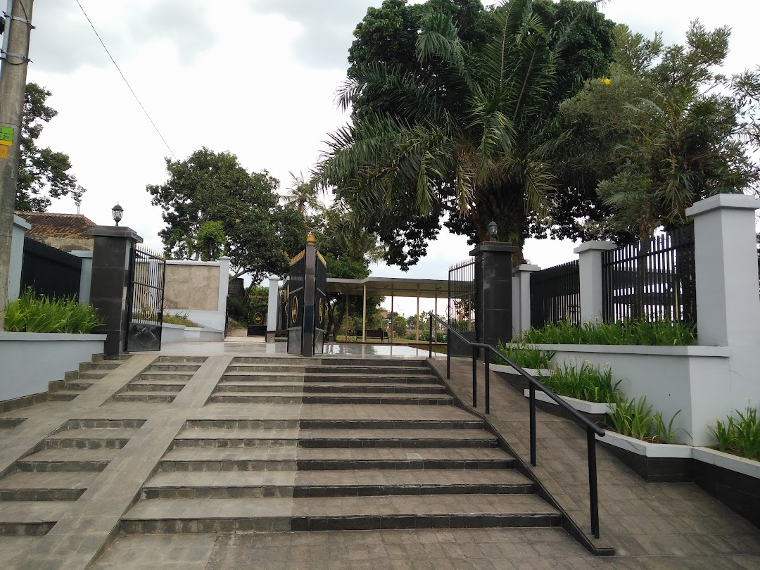Taman Makam Pahlawan Gatot Subroto