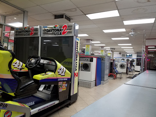 Laundromat «Super Suds Laundromat & Wash and Fold», reviews and photos, 250 Alamitos Ave, Long Beach, CA 90802, USA