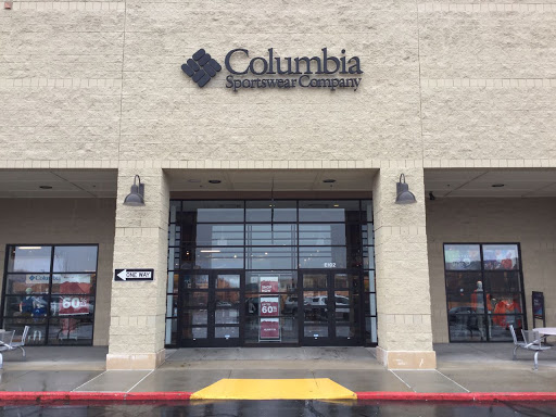 Sportswear Store «Columbia Sportswear Outlet Store at Tanger Outlet Center», reviews and photos, 6699 N Landmark Dr e, Park City, UT 84098, USA