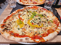 Pizza du Restaurant italien Pizzeria Le Borsalino à Saint-Malo - n°1