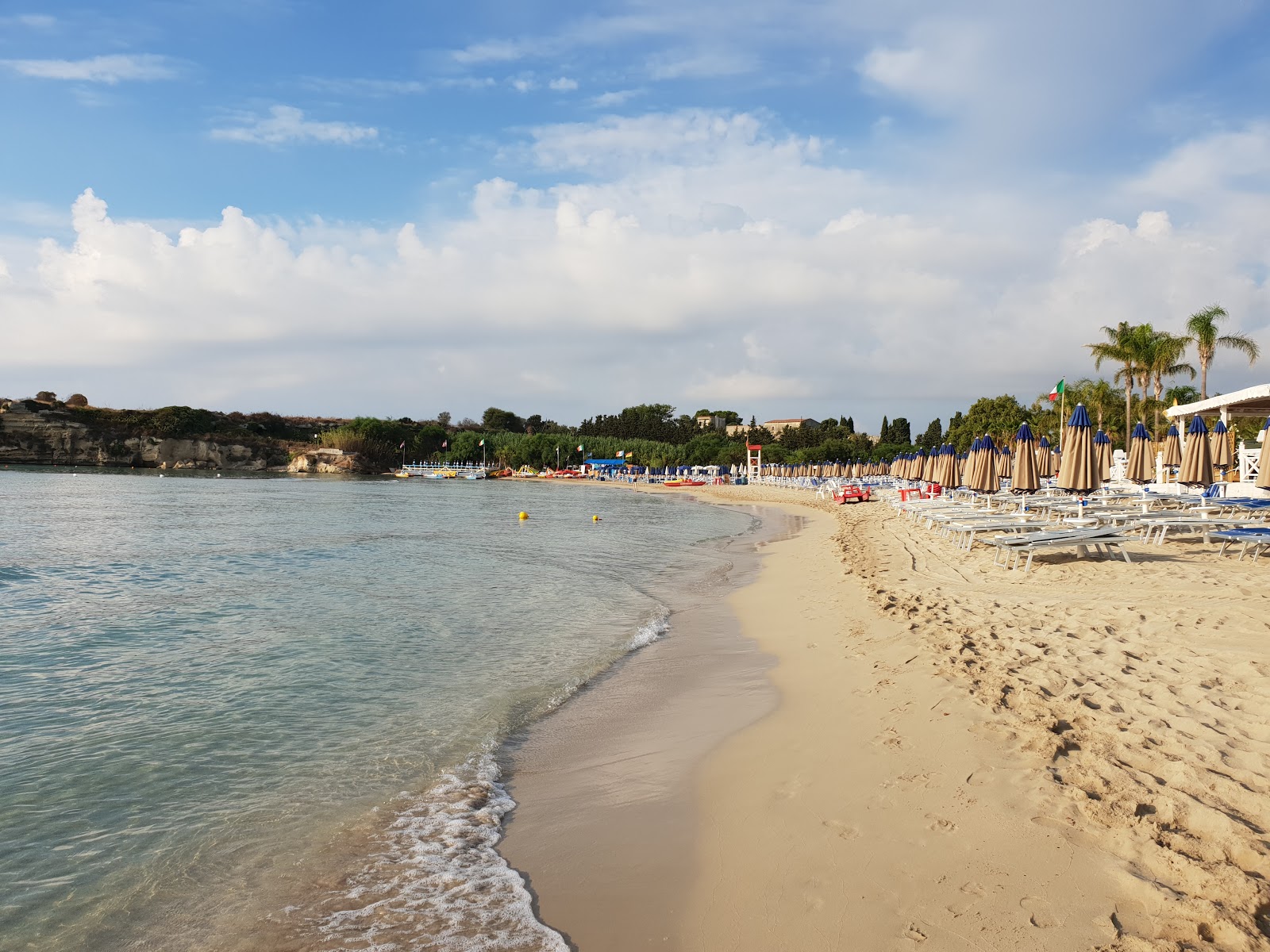 Fontane Bianche'in fotoğrafı ve yerleşim