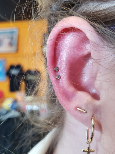 Tattoo Shop «Absolute Tattoo», reviews and photos, 1212 S Kansas Ave, Topeka, KS 66612, USA