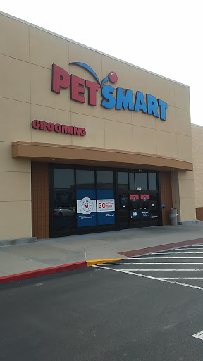 Pet Supply Store «PetSmart», reviews and photos, 2300 Gary Farm Blvd #600, Bowling Green, KY 42104, USA