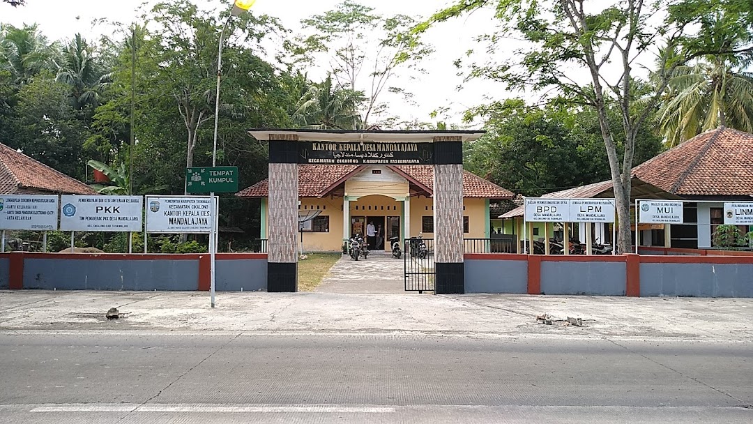 Kantor Desa Mandalajaya