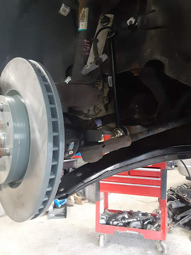 Auto Repair Shop «Dix Auto Clinic», reviews and photos, 18809 Dix Rd, Melvindale, MI 48122, USA