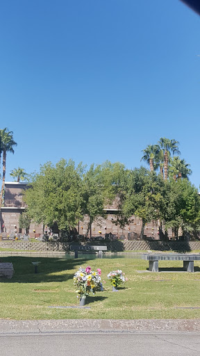 Cemetery «Palm Northwest Mortuary & Cemetery», reviews and photos, 6701 N Jones Blvd, Las Vegas, NV 89131, USA