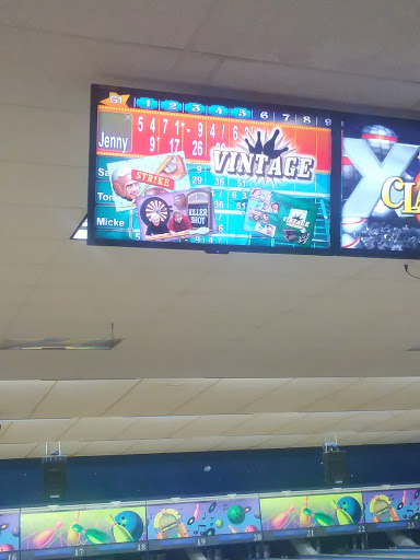 Bowling Alley «Thomaston Lanes Inc», reviews and photos, 180 Watertown Rd, Thomaston, CT 06787, USA