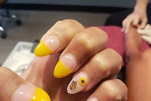 3D Style Nails image