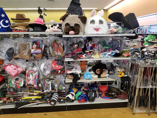 Thrift Store «Goodwill Donation Xpress», reviews and photos, 7800 South US Highway 17/92 #164, Casselberry, FL 32730, USA