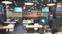 Atmosphère du Restauration rapide Food Court - Restaurant Halal à Nanterre - n°4