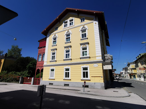 Günthers Friseur in der Villa In Salzburg