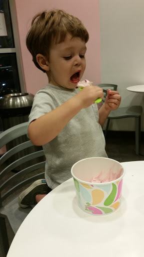 Frozen Yogurt Shop «Yogurtland Costa Mesa- Baker Street», reviews and photos, 1450 Baker St, Costa Mesa, CA 92626, USA