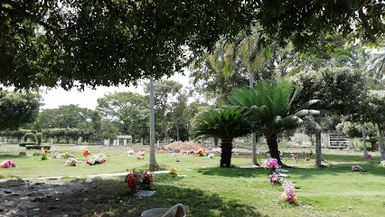 Cementerio Jardines De Los Antropolis