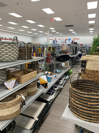 Clothing Store «Burlington Coat Factory», reviews and photos, 5766 Buford Hwy NE, Doraville, GA 30340, USA