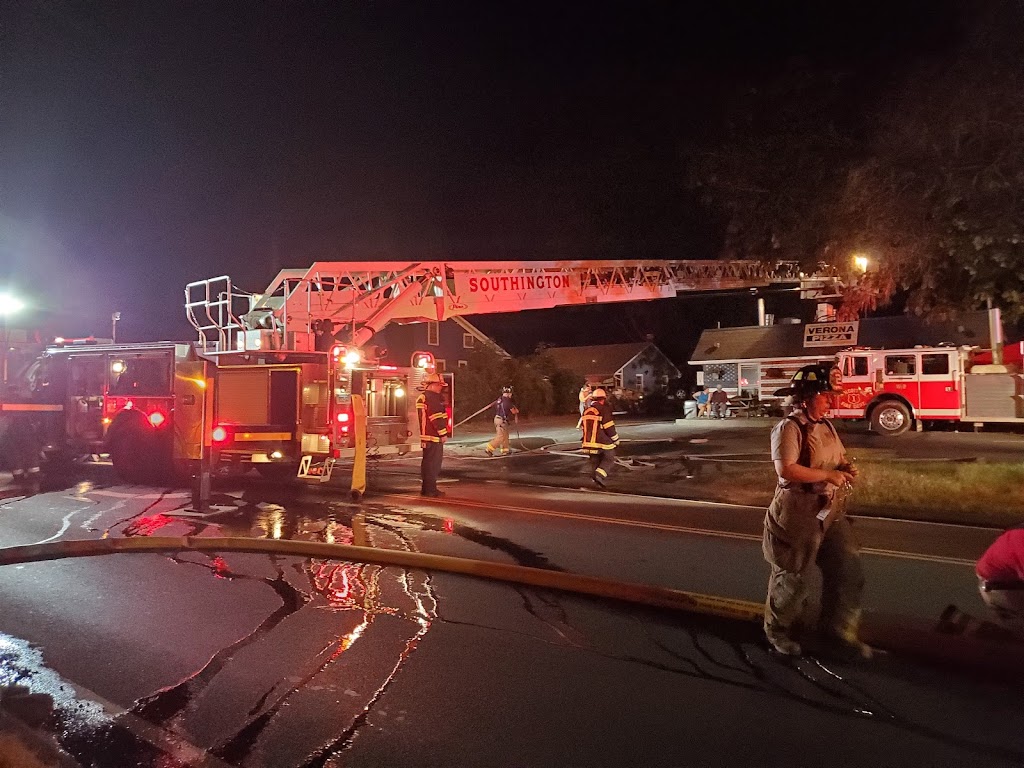 Verona’s Pizza 06479