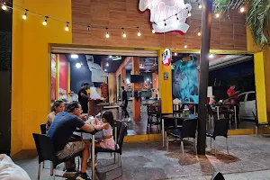 El Muñe Restaurante Bar image