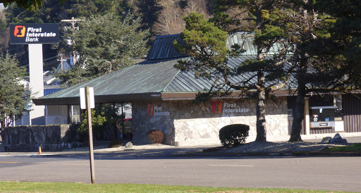 First Interstate Bank in Reedsport, Oregon