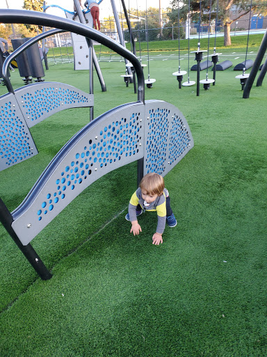 Recreation Center «Meineke Recreation Center», reviews and photos, 220 E Weathersfield Way, Schaumburg, IL 60193, USA