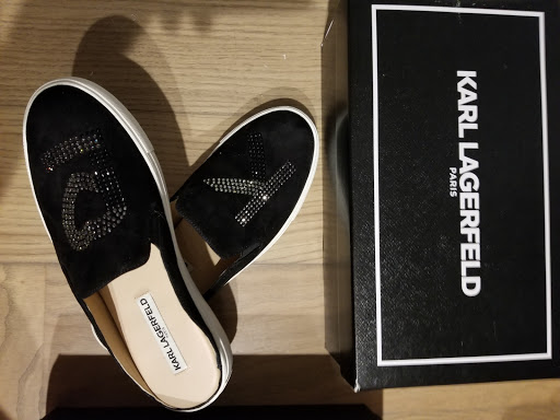 Shoe Store «DSW Designer Shoe Warehouse», reviews and photos, 367 Tarrytown Rd, White Plains, NY 10607, USA