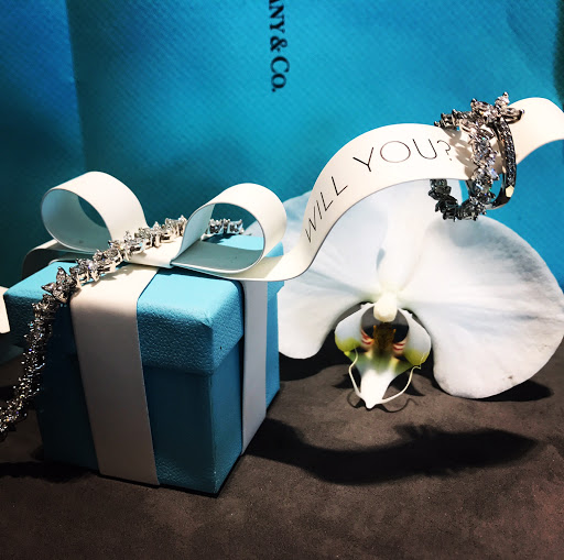 Jewelry Store «Tiffany & Co.», reviews and photos, 2905 E Skyline Dr, Tucson, AZ 85718, USA