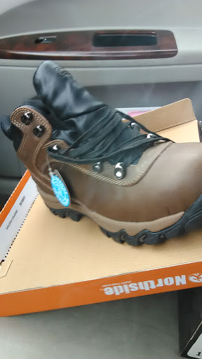 Office Supply Store «Staples», reviews and photos, 3601 Towne Blvd, Franklin, OH 45005, USA