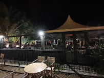 Atmosphère du Restaurant Wharf Cap Ferret à Lège-Cap-Ferret - n°4