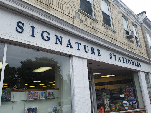 Signature Stationers Inc, 1800 Massachusetts Ave, Lexington, MA 02420, USA, 