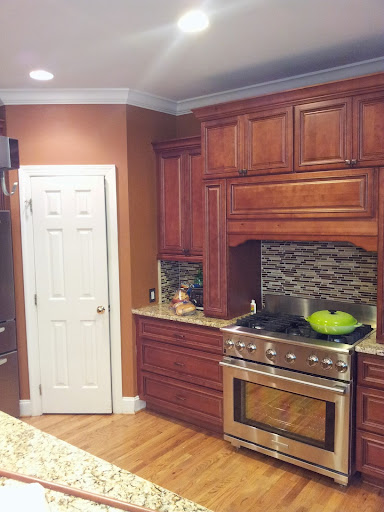 Cabinet Store «Raleigh Premium Cabinets», reviews and photos, 6104 Westgate Rd #114, Raleigh, NC 27617, USA