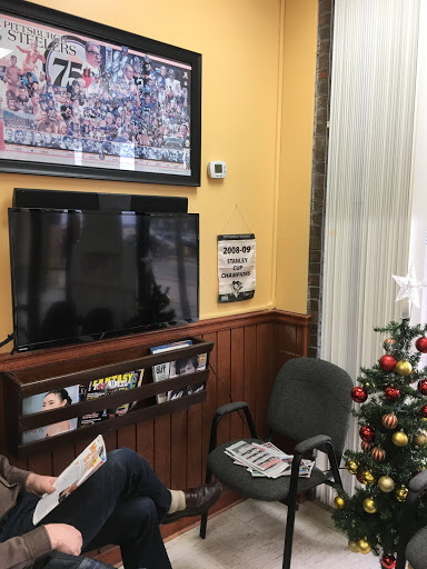 Barber Shop «Wexford Plaza Barber Shop & Hair Styling», reviews and photos, 10558 Perry Hwy, Wexford, PA 15090, USA