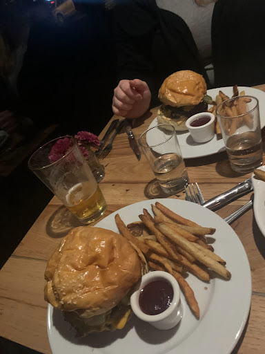 American Restaurant «Dai Due», reviews and photos, 2406 Manor Rd, Austin, TX 78722, USA