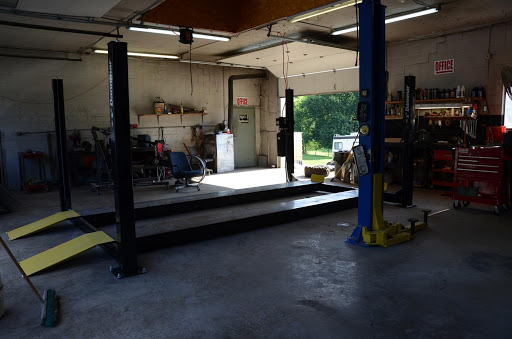 Auto Repair Shop «RCS Automotive», reviews and photos, 1610 Verona Caney Rd, Lewisburg, TN 37091, USA