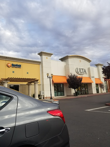 Pet Supply Store «PetSmart», reviews and photos, 2477 Naglee Rd, Tracy, CA 95304, USA