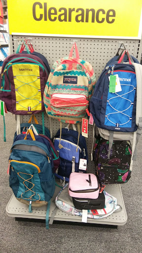 Office Supply Store «Staples», reviews and photos, 19141 Golden Valley Rd, Santa Clarita, CA 91387, USA