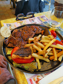 Hamburger du Restaurant français Restaurant du Midi à Rémuzat - n°3