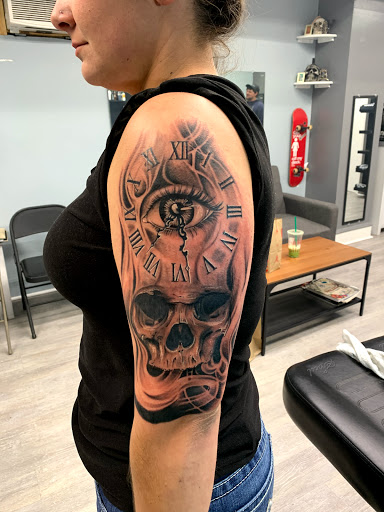 Explore awesome half sleeve tattoo ideas, creative tattoo ideas in Scranton, available at Hometown Ink