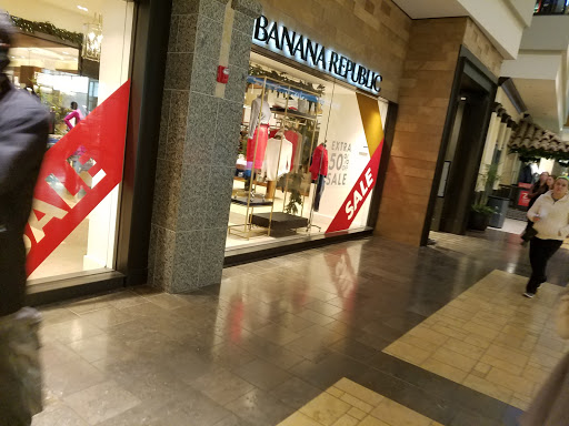 Shopping Mall «West County Center», reviews and photos, 80 W County Center Dr, Des Peres, MO 63131, USA