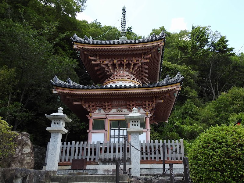 神呪寺 多宝塔