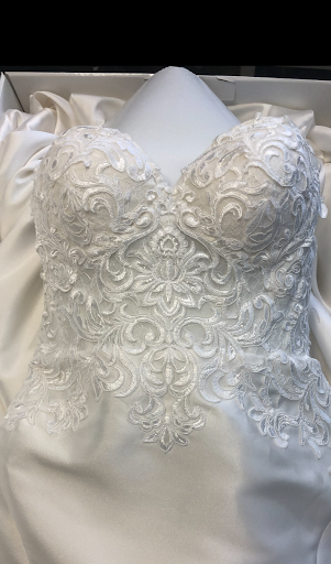 Dry Cleaner «First Choice Dry Cleaners», reviews and photos, 2391 Triplett Blvd, Akron, OH 44312, USA