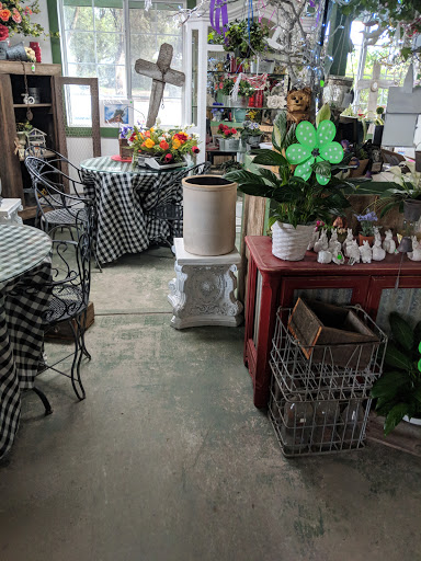 Florist «Sequoia Flowers Produce & More», reviews and photos, 20940 Ave 296, Exeter, CA 93221, USA