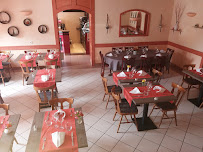 Atmosphère du Restaurant La Téranga à Saint-Claude - n°10