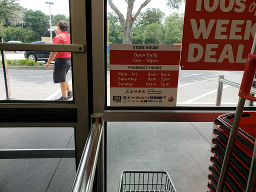 Grocery Store «Winn-Dixie», reviews and photos, 1122 N Main St, Bushnell, FL 33513, USA