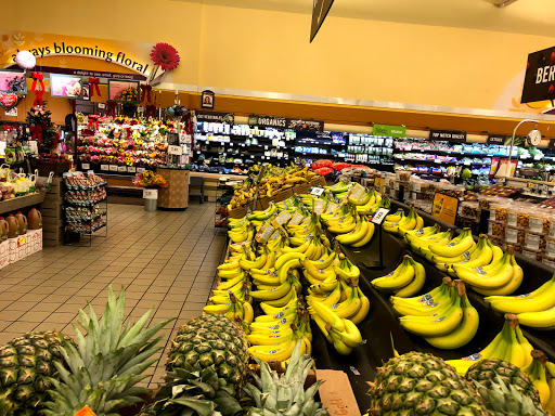 Grocery Store «Super Stop & Shop», reviews and photos, 801 Newark Ave, Elizabeth, NJ 07208, USA