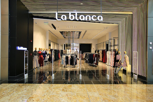 Stores to buy women's cocktail dresses Cairo