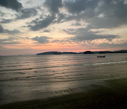 Luna Beach Bar photo